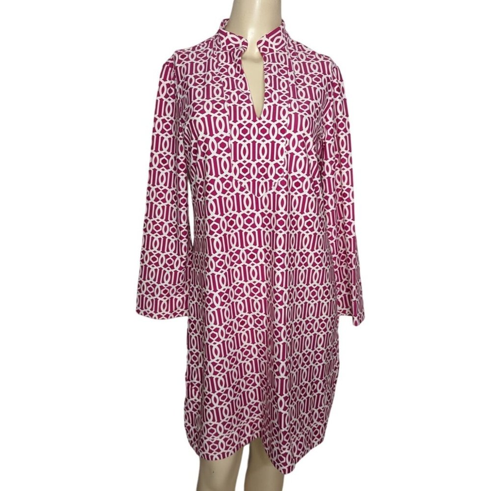 June Connally long sleeve knee length V neck pink white Geometric print dress M